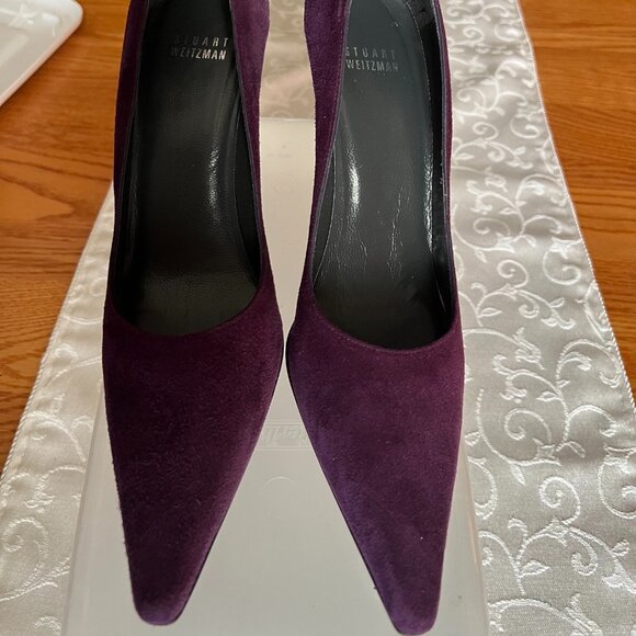 Stuart Weitzman Purple Suede Pump - Picture 1 of 3
